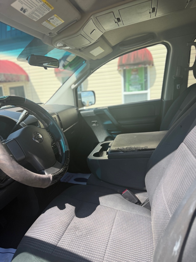 2009 Nissan Titan SE - Photo 8